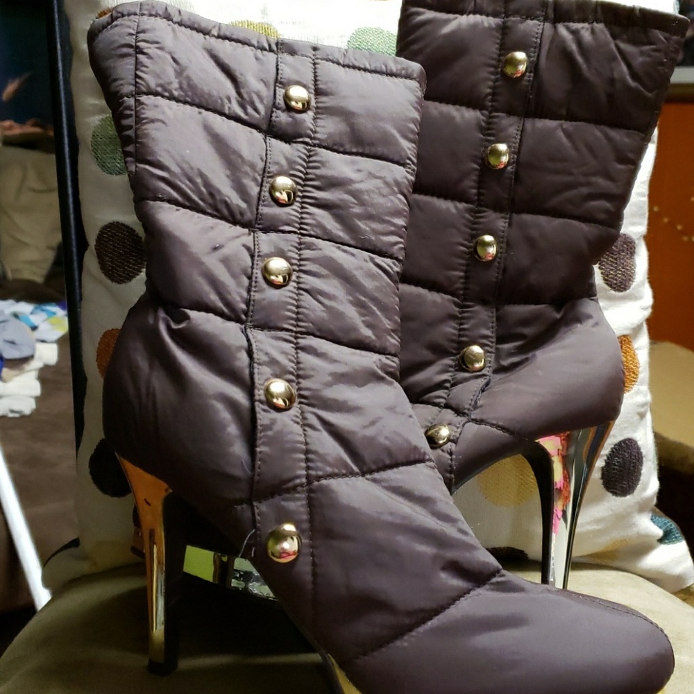 Brown boots